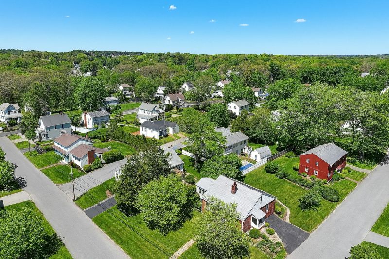 Best Siding Repair pros in Waltham, MA